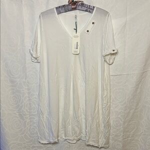 NWT VIGORELLA White V-Neck women’s Front Pleat Dress Size M/L Made in Australia